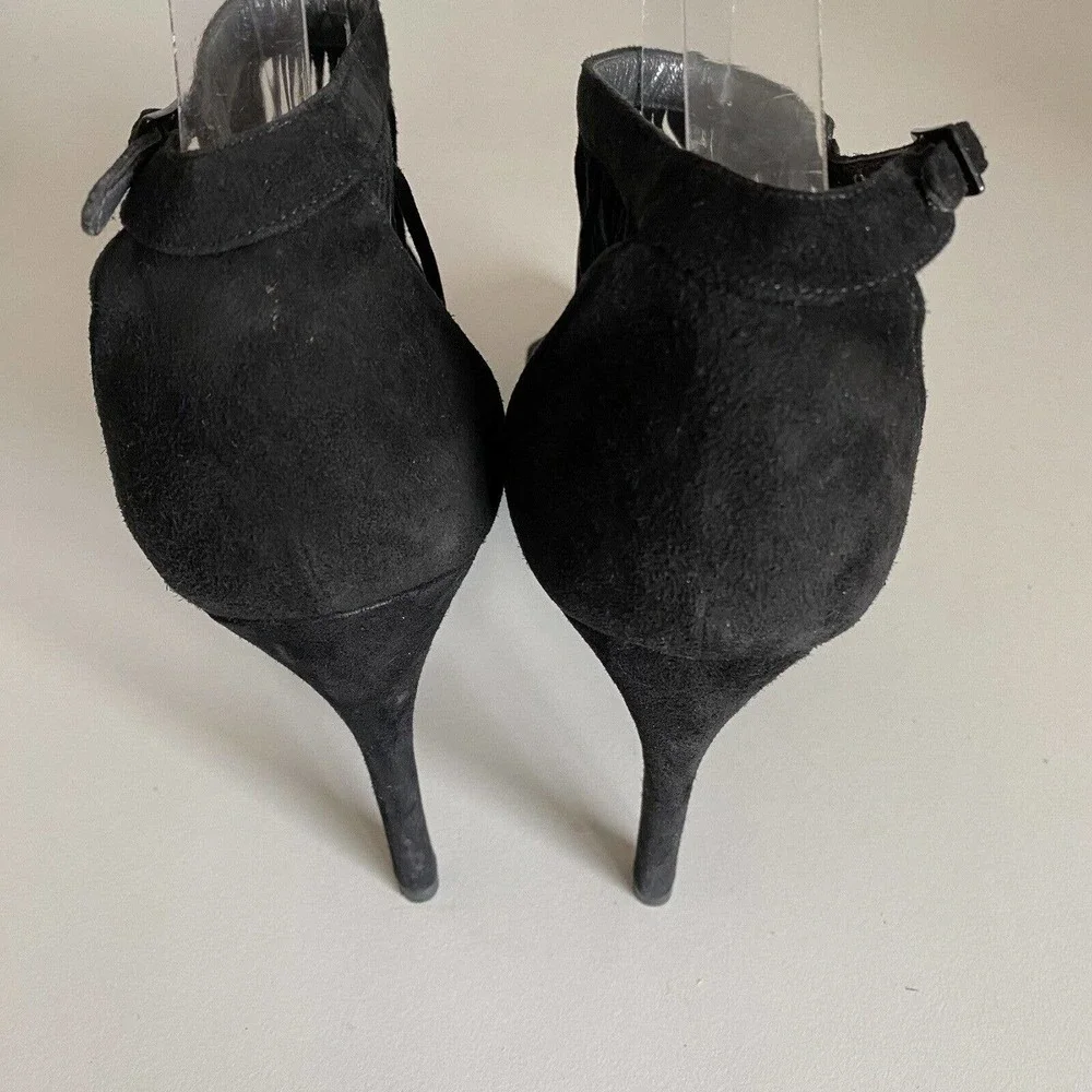 Stuart Weitzman Fringelica Black Suede Pump Point Toe Fringe Slim Heel A…